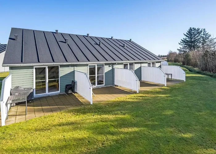 Cozy In With Wifi 度假居 *